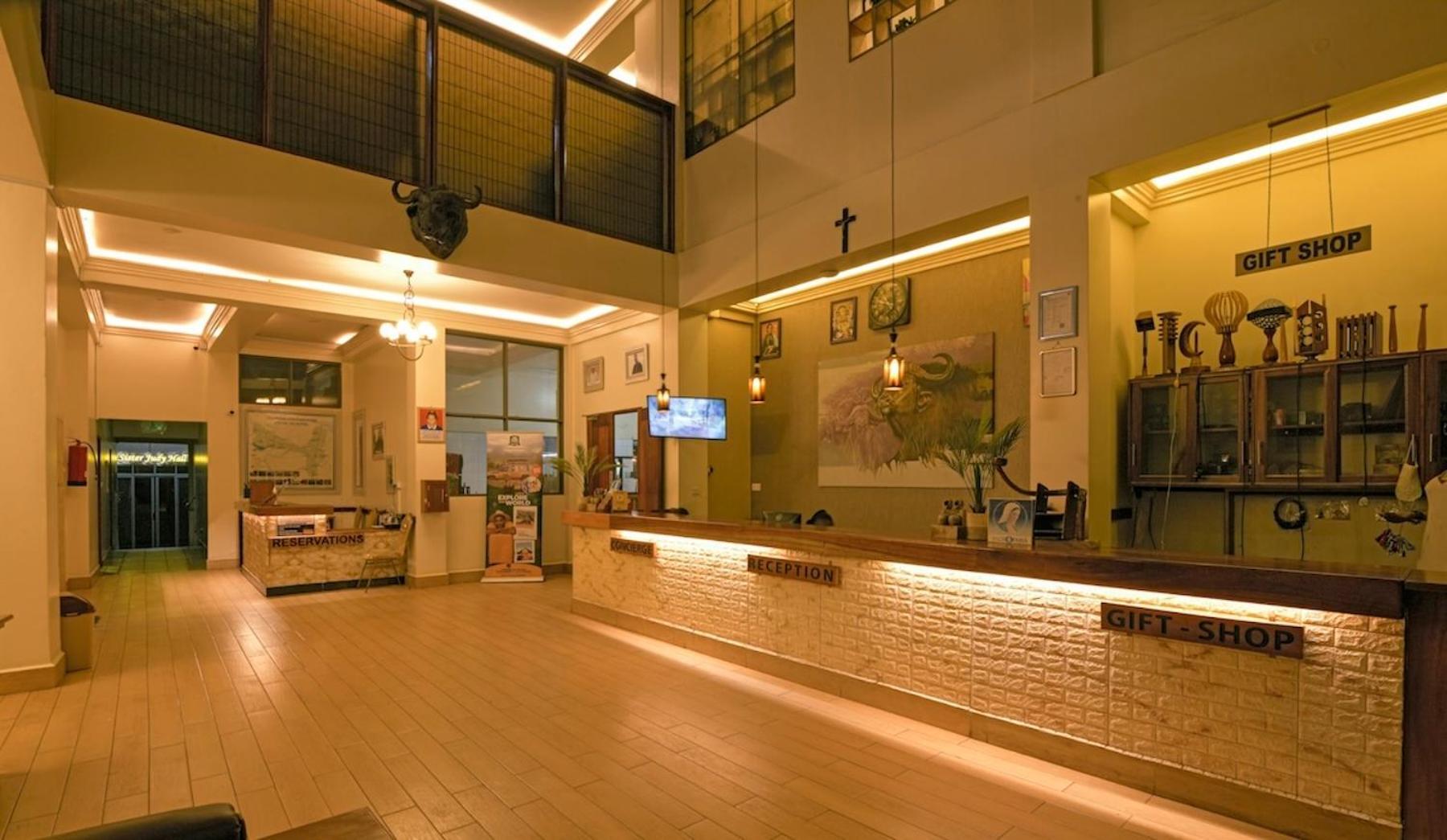 Hoima Buffalo Hotel & Business Hub Ltd Buitenkant foto