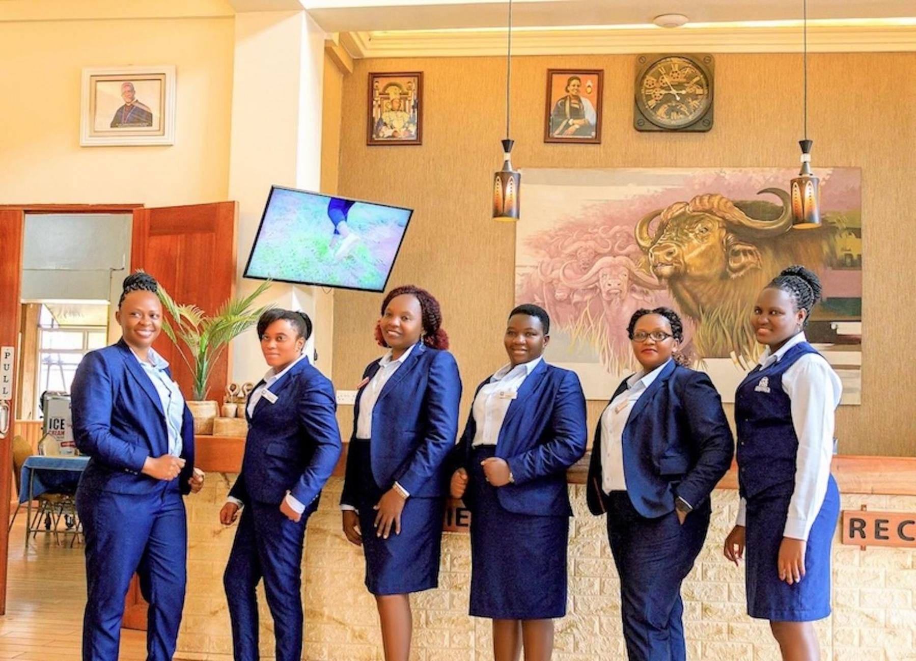 Hoima Buffalo Hotel & Business Hub Ltd Buitenkant foto
